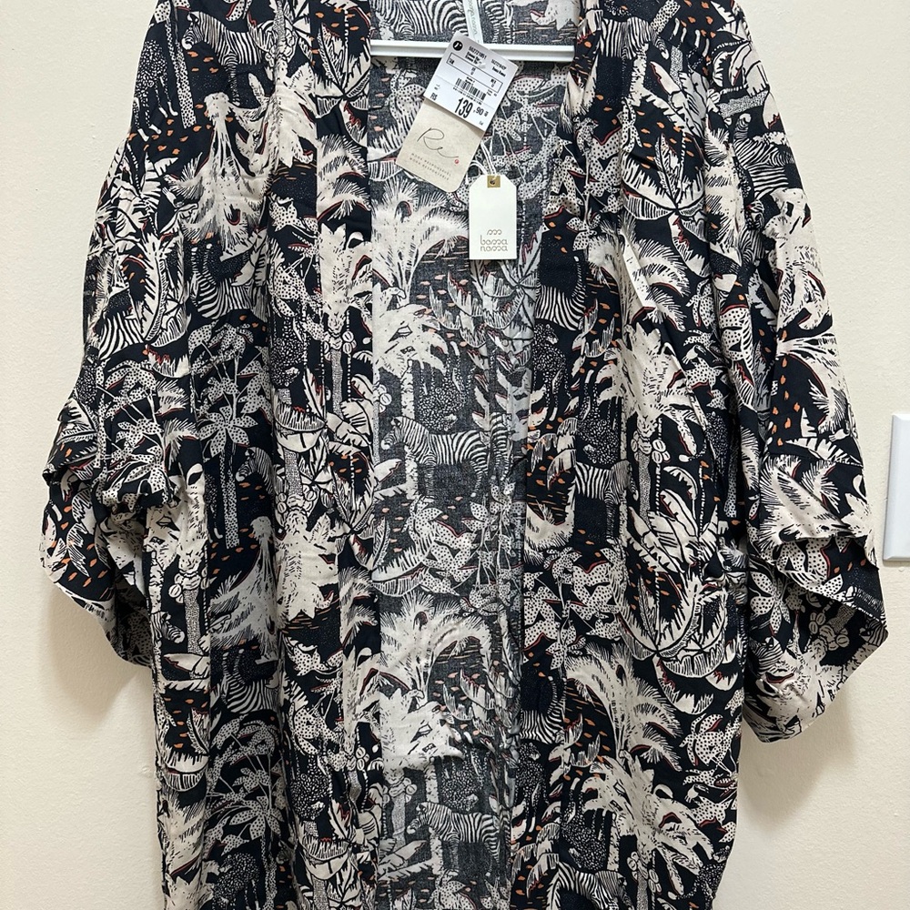 Bossa Nossa - Black and White Patterned Kimono